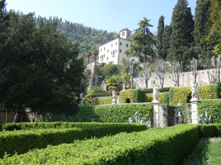 Ville e Giardini Storici Italiani: Dove la Natura Diventa Architettura dell’Anima
