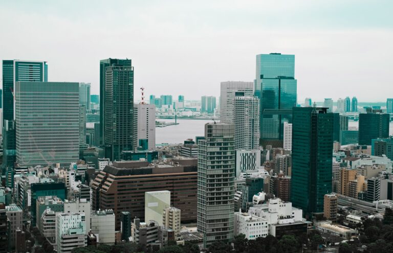La capsula che sopravvisse a se stessa: Kisho Kurokawa, il Metabolismo giapponese e l’utopia che il MoMA ha trasformato in reliquia