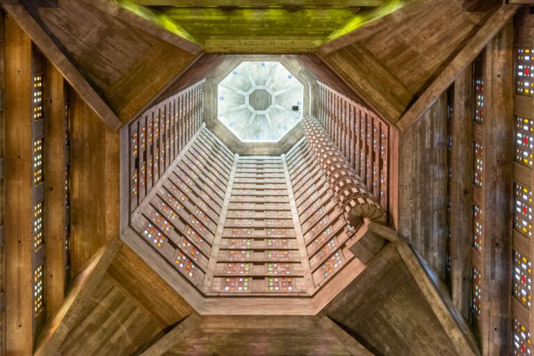 Il solaio che nessuno vide: Pier Luigi Nervi, Palazzo Galbani e la bellezza strutturale che Milano aveva dimenticato